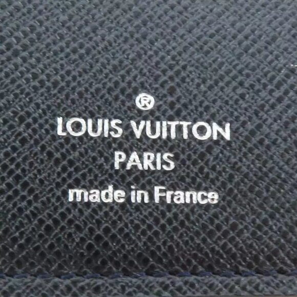 authenticity guaranteed LOUIS VUITTON Taiga Portefeuille Brazza Long Wallet - Picture 7 of 8